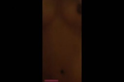 Exclusive hot video: A horny girl with good looks and her long-distance boyfriend have sex in a hotel with facial cumshot and blowjob