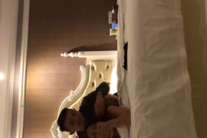 I bought a set of SM sexy underwear on Taobao and had sex with my college girlfriend in a hotel room 1080P HD version