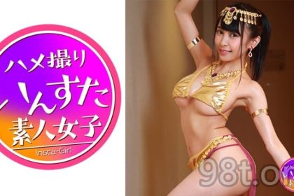 During the active weekly magazine gravure and the back cosplay photoshoot